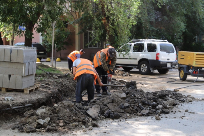 Алматы застрял в пробках? Что происходит в городе в связи с ремонтом улиц Алматы застрял в пробках? Что происходит в городе в связи с ремонтом улиц