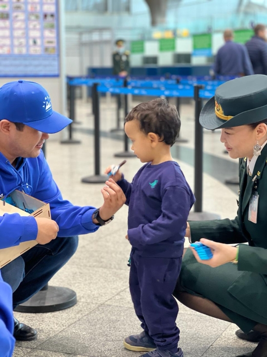 
Печенье в форме юрты дарили туристам в Алматы
