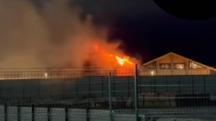 Бани скандального бизнесмена загорелись в Астане Бани скандального бизнесмена загорелись в Астане