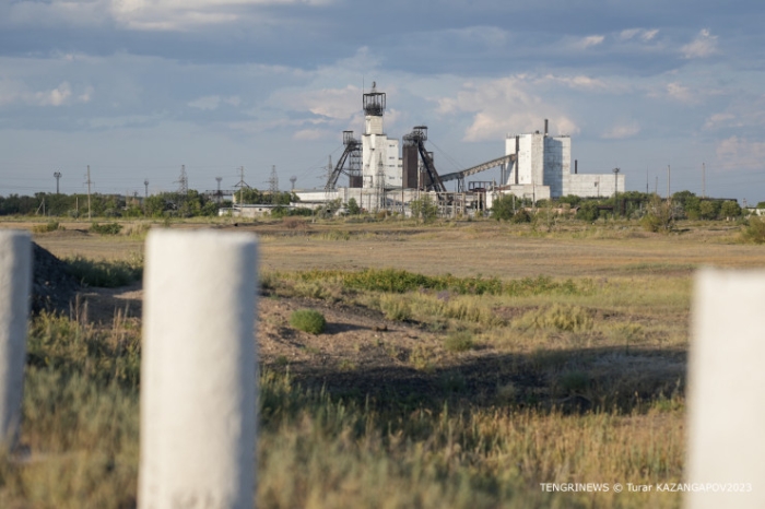 "Сегодня я узнала, что наш сосед скончался". Что говорят шахтинцы о трагедии на "Казахстанской" "Сегодня я узнала, что наш сосед скончался". Что говорят шахтинцы о трагедии на "Казахстанской"