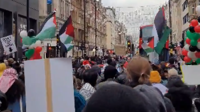 "Суперсубботу" прервали пропалестинские протестующие в Лондоне "Суперсубботу" прервали пропалестинские протестующие в Лондоне