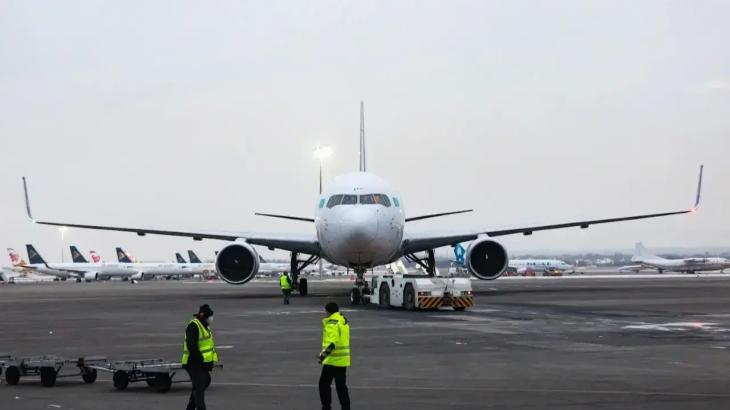 Air Astana ұшағы құсқа соғылып, рейс 2 сағатқа кешікті
Air Astana ұшағы құсқа соғылып, рейс 2 сағатқа кешікті
