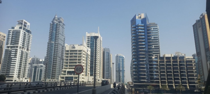 Берут "Майбахи" и покупают жилье рядом с Дуровым. Сколько денег тратят казахстанцы в этой стране Берут "Майбахи" и покупают жилье рядом с Дуровым. Сколько денег тратят казахстанцы в этой стране