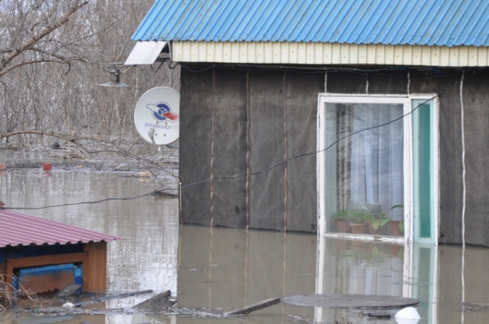 В Петропавловске прорвало все дамбы, идет эвакуация