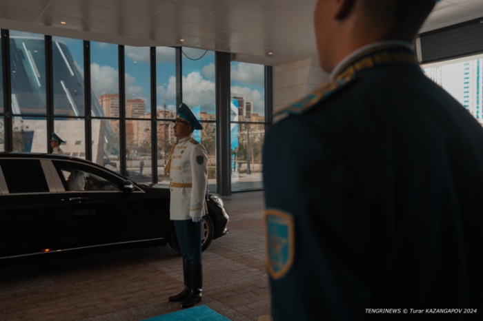 Эрдоган, робот и термос Си Цзиньпина. Что происходило на саммите ШОС в Астане