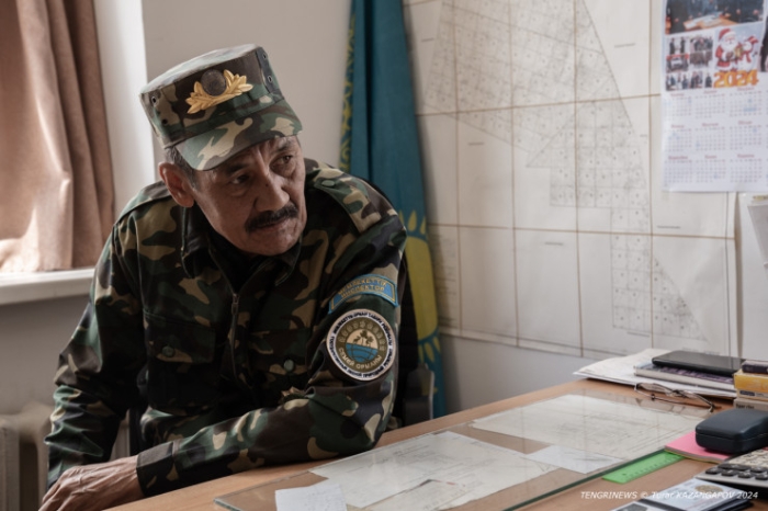 "Было 120 дворов, осталось - 14". Как в области Абай лесники не дают умереть целому селу "Было 120 дворов, осталось - 14". Как в области Абай лесники не дают умереть целому селу