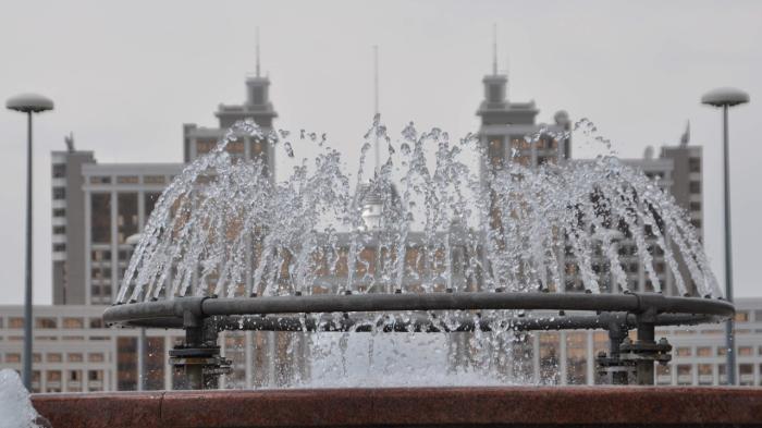 
                                                                                                                                                                                                                                                                                                                                                                                                                                                                                                                                                                                                                    В Астане и Алматы запустили фонтаны
                                                            