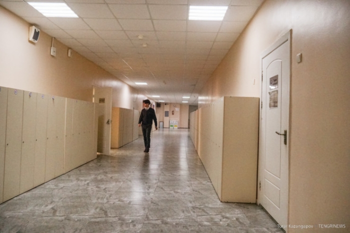 "Сборы закончены". Сколько потратили казахстанцы на подготовку ребенка к школе