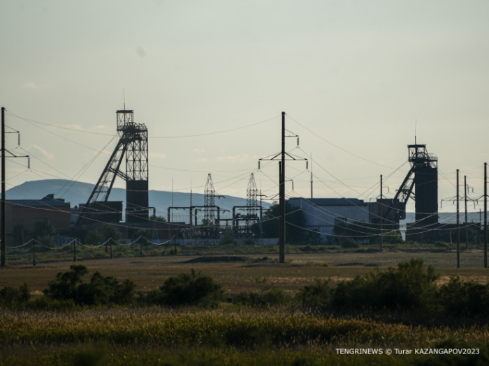"Сегодня я узнала, что наш сосед скончался". Что говорят шахтинцы о трагедии на "Казахстанской" "Сегодня я узнала, что наш сосед скончался". Что говорят шахтинцы о трагедии на "Казахстанской"