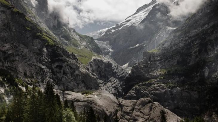 Пропавшего в горах близ Алматы парня нашли мёртвым: его искали с 6 июля
Пропавшего в горах близ Алматы парня нашли мёртвым: его искали с 6 июля