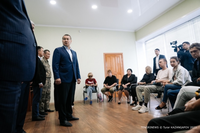 "Не буду обманывать, ваши родственники погибли". О чем говорят родные шахтеров "Казахстанской"