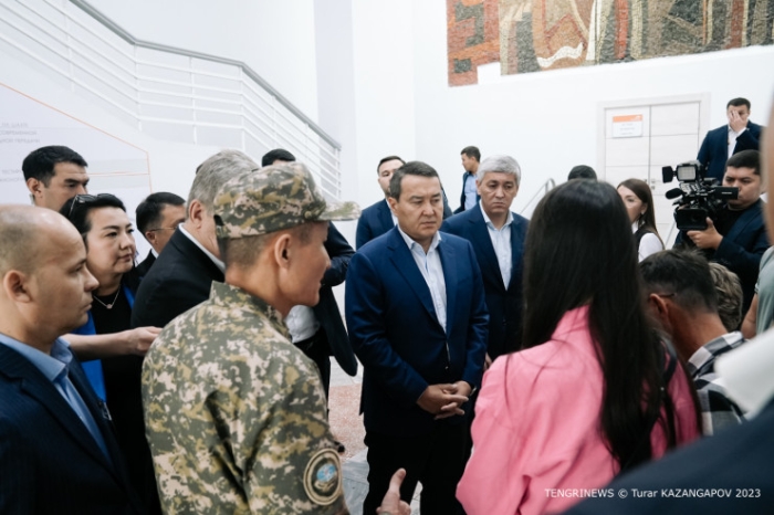 "Не буду обманывать, ваши родственники погибли". О чем говорят родные шахтеров "Казахстанской"