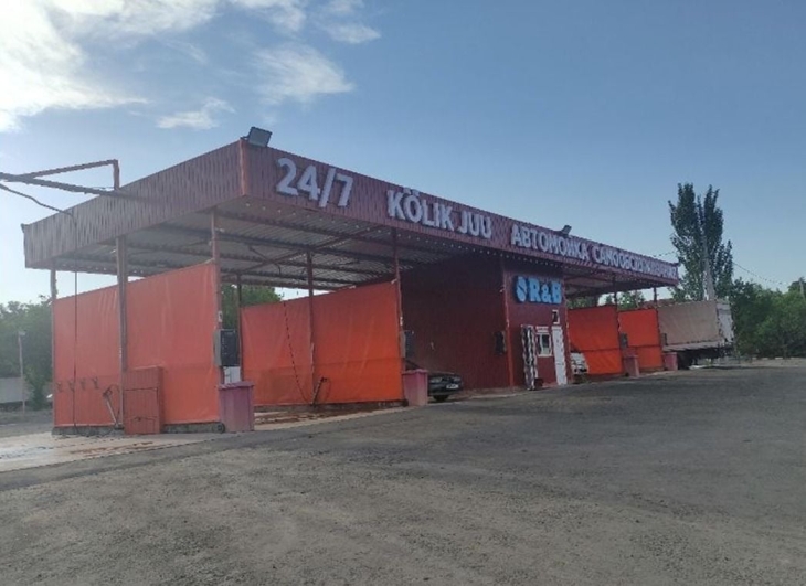 Незаконно построенную автомойку сносят в Алматы
Незаконно построенную автомойку сносят в Алматы