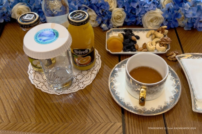 Эрдоган, робот и термос Си Цзиньпина. Что происходило на саммите ШОС в Астане