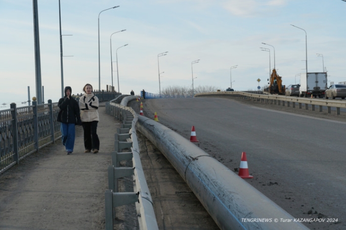 "Есть еще за что бороться". Кадры из затопленного Петропавловска