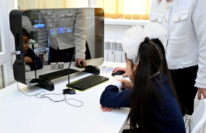 Токаев посетил школу, построенную на конфискованные деньги коррупционеров