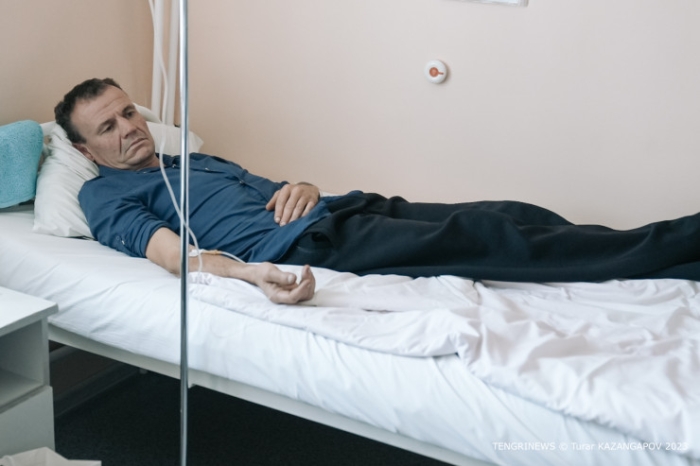 "Не буду обманывать, ваши родственники погибли". О чем говорят родные шахтеров "Казахстанской"