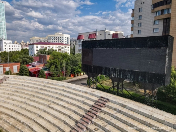 На руинах спортивной истории: как погибает старейший стадион Астаны