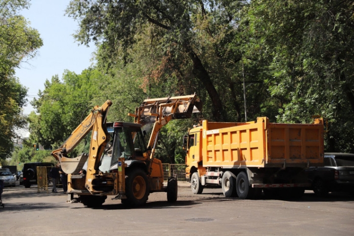 Алматы застрял в пробках? Что происходит в городе в связи с ремонтом улиц Алматы застрял в пробках? Что происходит в городе в связи с ремонтом улиц