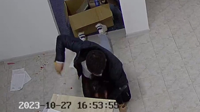 Талдыкорганец изрезал канцелярским ножом девушку: Вскрылись новые подробности Талдыкорганец изрезал канцелярским ножом девушку: Вскрылись новые подробности