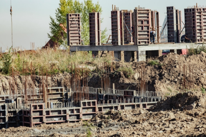 Реки-туалеты Ерменсая. Урбанистический кошмар в предгорье Алматы Реки-туалеты Ерменсая. Урбанистический кошмар в предгорье Алматы